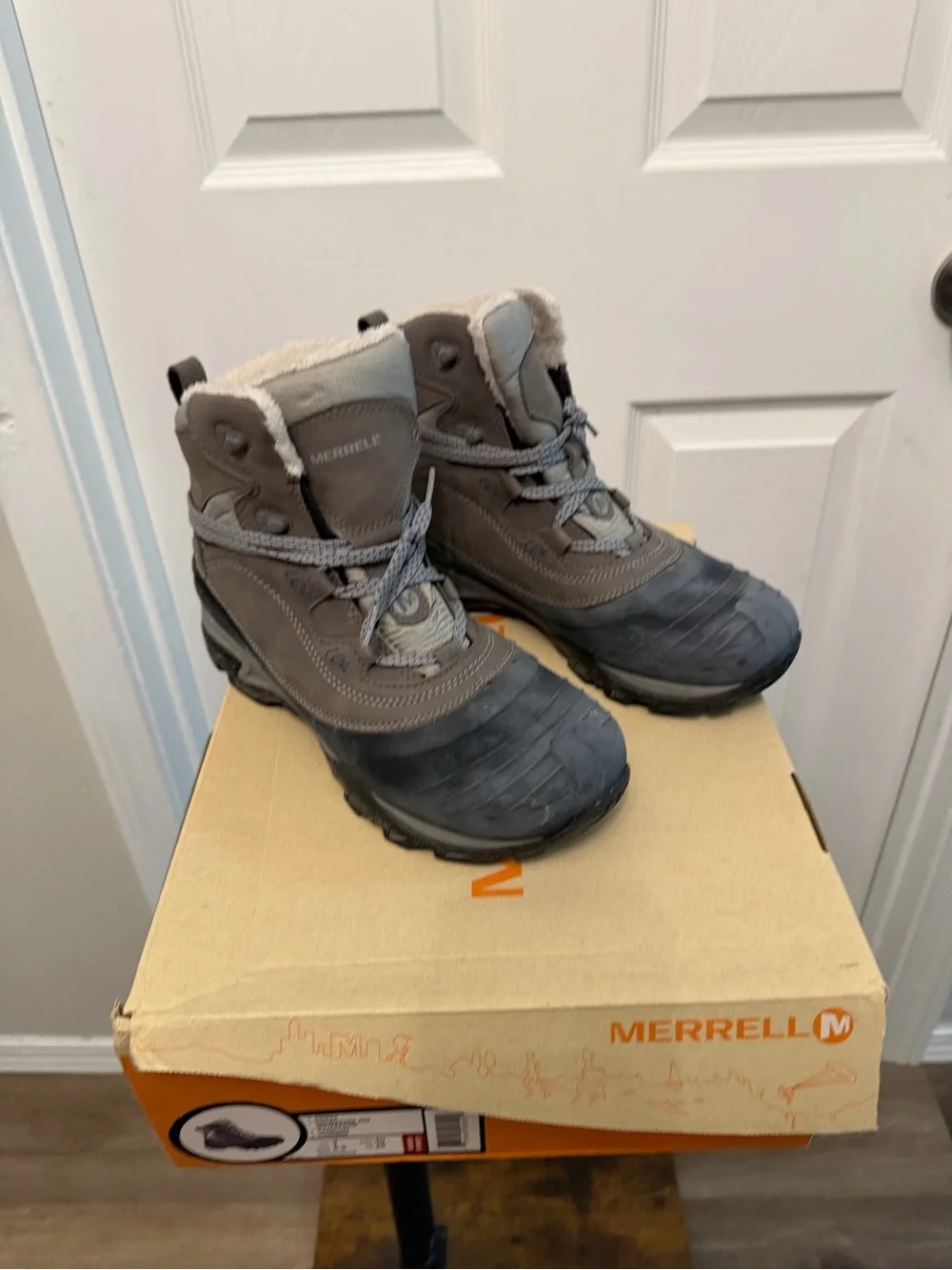 Merrell Women’s charcoal Waterproof Winter Boots